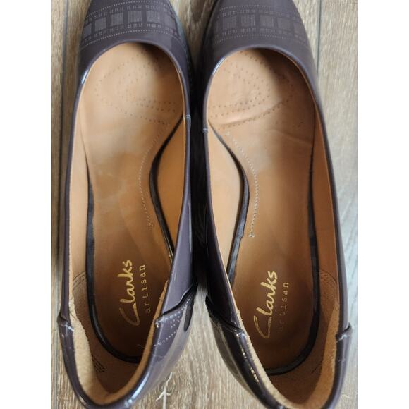 Clarks Womens Tatah Sofia Pump Heels Size 8 Plum Brown Patent Leather - Picture 7 of 9